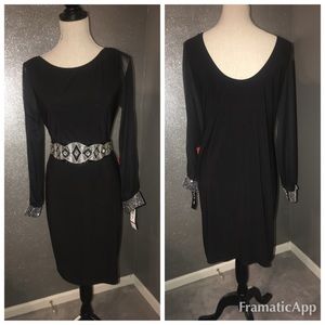 Onyx nite cuff detailed black dress: 10